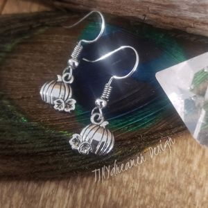 Small Pumpkin Earrings Thanksgiving earrings Autumn Halloween Plant Fall Jewelry